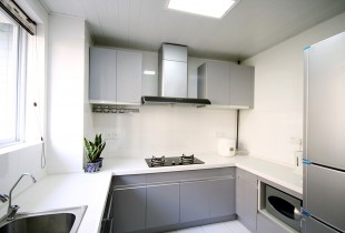 Kiri's Spray Shop - Spray painted furniture inspiration